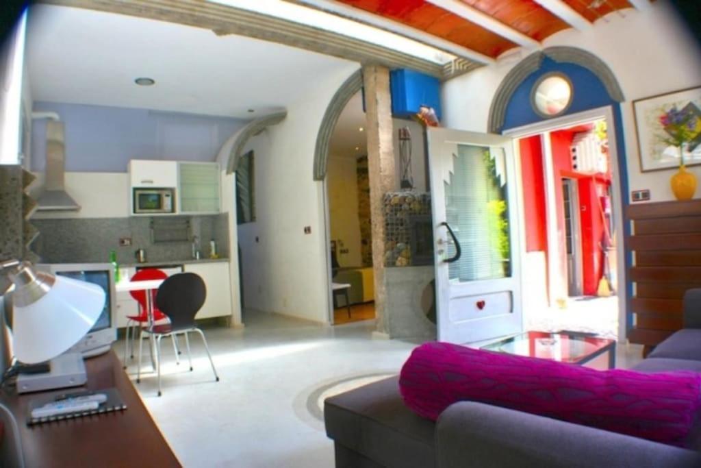 Zentral Club Neutron-Jacuzzi Daire Belmonte De Miranda Dış mekan fotoğraf