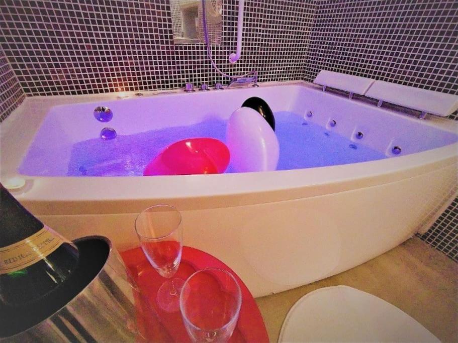 Zentral Club Neutron-Jacuzzi Daire Belmonte De Miranda Dış mekan fotoğraf